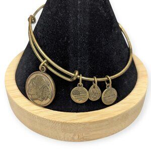 Alex and Ani Gold Tone 2016 Chicago Blackhawks Bangle Bracelet